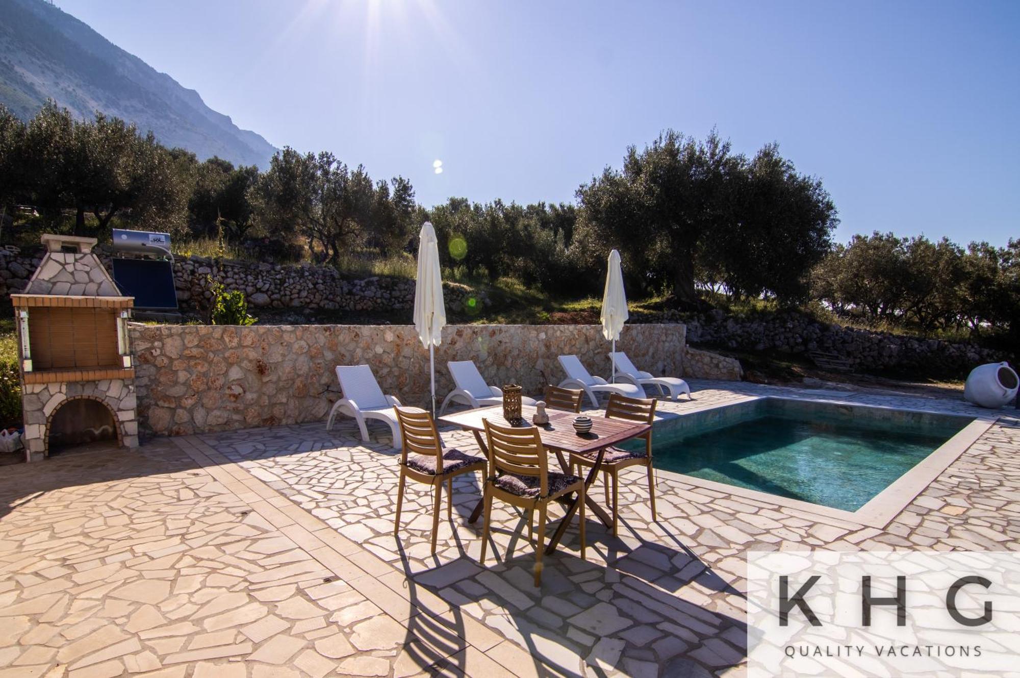 Skoumas Villa Surrounded By Olive Trees! Vlachata Exterior photo
